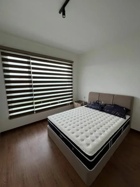Bedroom features: queen-size bed, upholstered headboard, wooden bedside table, striped roller blinds, laminate flooring, white painted walls, ceiling light fixture; style: modern.