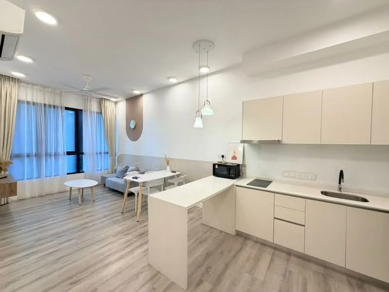 Living features: light wood laminate flooring, white painted walls, floor-to-ceiling windows, sheer curtains, 3-blade ceiling fan with light, recessed downlights, sofa in light grey fabric, round coffee table in white, kitchen island with white countertop, single-bowl stainless-steel sink, chrome pull-down faucet, built-in microwave, kitchen cabinetry in light beige, black countertop, electric stove; style: modern; view: city.
