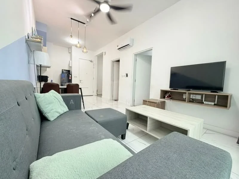 Living features: grey fabric sofa, light green throw pillow, coffee table, wall-mounted TV, TV console, white tiled flooring, ceiling fan, recessed lighting, air conditioning unit, open layout, decorative wall with blue accent, floor-to-ceiling windows; style: modern.
