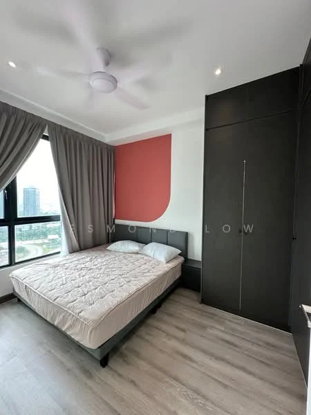 Bedroom features: queen-size bed, upholstered headboard, 2 bedside lamps, built-in wardrobe, floor-to-ceiling windows, grey curtains, light wood flooring, ceiling fan with light, accent wall in red, neutral wall colour; style: modern; view: city.