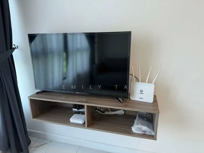 Room features: wall-mounted TV, wooden TV console, cable management system, internet router, multiple antennas, white wall, grey curtains, tile flooring; style: modern.