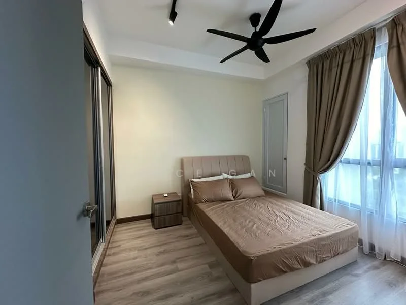 Bedroom features: queen-size bed with beige bedding, upholstered headboard, wooden bedside table, floor-to-ceiling windows, sheer curtains, 5-blade ceiling fan, laminate flooring, light beige painted walls, recessed downlights; style: modern; view: city.
