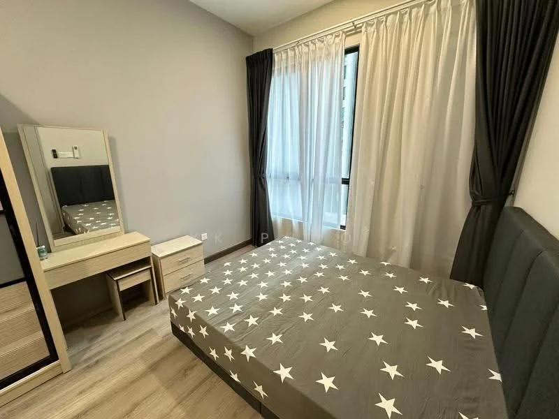 Bedroom features: queen-size bed with star-patterned bedding, upholstered headboard in grey, wooden bedside table, dressing table with mirror, floor-to-ceiling window, sheer curtains, blackout curtains, light wood flooring, decorative wall with neutral paint, built-in wardrobe; style: modern.