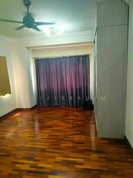 Room features: wooden flooring, grey curtains, white painted walls, ceiling fan, built-in wardrobe, recessed ceiling lights; style: modern.
