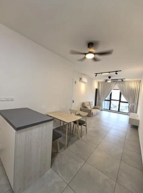 Living features: 5-blade ceiling fan with light, floor-to-ceiling windows, light grey tiled flooring, white painted walls, sofa in beige fabric, dining table with 4 chairs, wall-mounted TV, curtains in light fabric, track lighting, open layout to kitchen; style: modern; view: city.