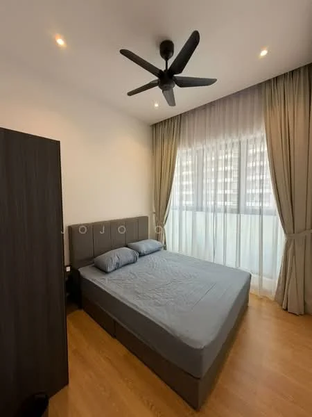 Bedroom features: queen-size bed with grey bedding, upholstered headboard, 2 bedside pillows, wooden flooring, 5-blade ceiling fan in black, floor-to-ceiling windows, sheer curtains, dark wood wardrobe, decorative wall, recessed downlights; style: modern.