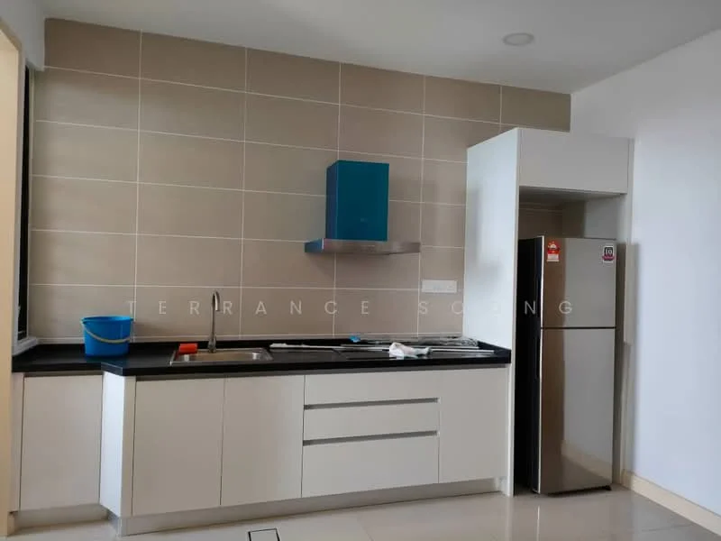 Kitchen features: white cabinetry, black granite countertop, stainless-steel fridge, built-in oven, stainless-steel range hood, single-bowl stainless-steel sink, chrome pull-down faucet, ceramic tile flooring, grey tiled backsplash, blue accent wall, window with natural light; style: modern.