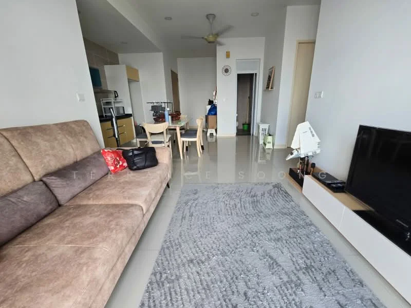 Living features: 3-seater fabric sofa in beige, area rug with geometric pattern in grey, wall-mounted TV, TV console in white, ceiling fan, light grey tiled flooring, decorative throw pillow in red, open layout to dining area, large window with natural light; style: modern. Dining features: round dining table, 4 wooden dining chairs, light wood cabinetry in background, kitchen area visible, light grey tiled flooring; style: modern.