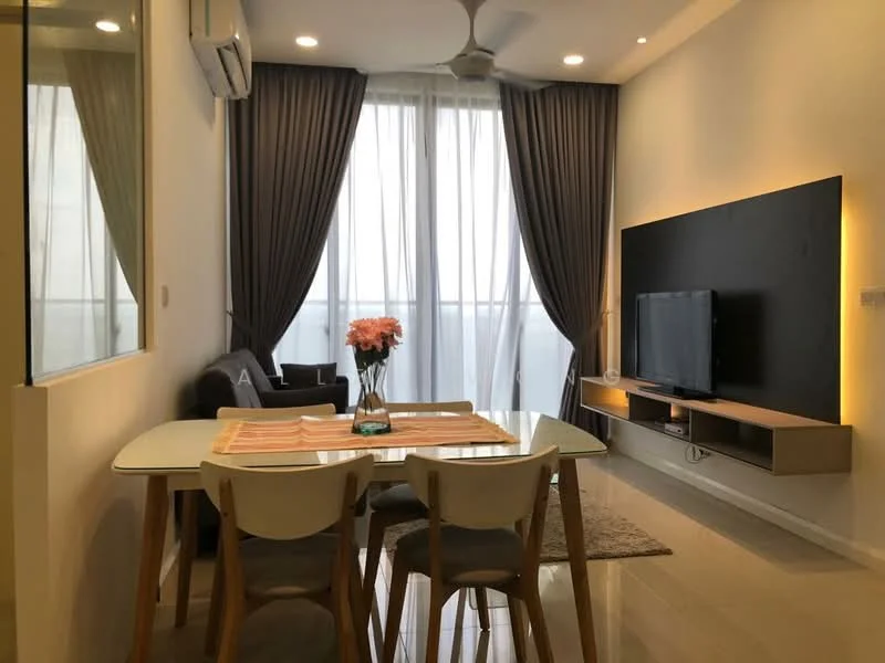 Living features: floor-to-ceiling windows, sheer curtains, 5-blade ceiling fan with light, wall-mounted TV, TV console, sofa in dark fabric, dining table with 4 chairs, decorative vase with flowers, area rug, recessed downlights, light-colored walls, glossy tile flooring; style: modern.