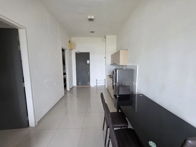 Kitchen features: white painted walls, grey tiled flooring, kitchen cabinetry in light wood, stainless-steel sink, chrome pull-down faucet, built-in oven, freestanding range oven, refrigerator, black dining table, 4 black dining chairs, ceiling lights; style: modern.
