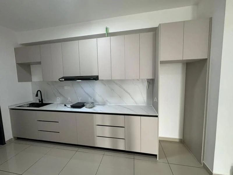 Kitchen features: light grey cabinetry, white marble backsplash, black countertop, single-bowl stainless-steel sink, black pull-down faucet, built-in range hood, integrated appliances, ceramic tile flooring, recessed downlights; style: modern.