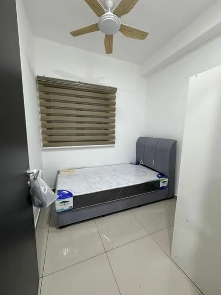 Bedroom features: queen-size bed, grey upholstered bed frame, white walls, brown roller blinds, ceiling fan with 3 blades, tile flooring, built-in wardrobe, decorative wall panel; style: modern.