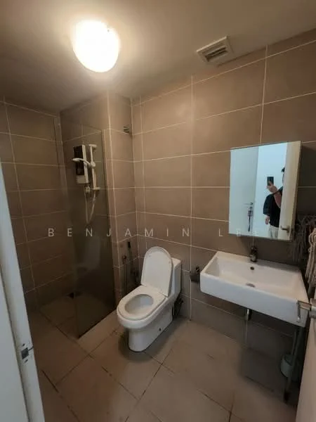 Bathroom features: white wall tiles, beige floor tiles, glass shower enclosure, chrome shower head, wall-mounted shower control, white toilet, white sink, framed mirror, overhead ceiling light; style: modern.
