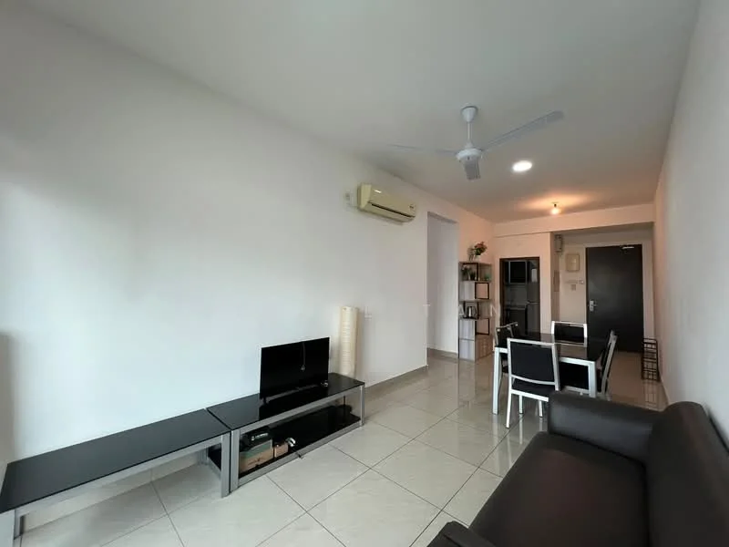 Living features: white painted walls, ceramic tile flooring, 5-blade ceiling fan, wall-mounted split AC, black glass coffee table, black TV console, sofa in dark color, dining table with four chairs, decorative plant on shelf, recessed lighting; style: modern.