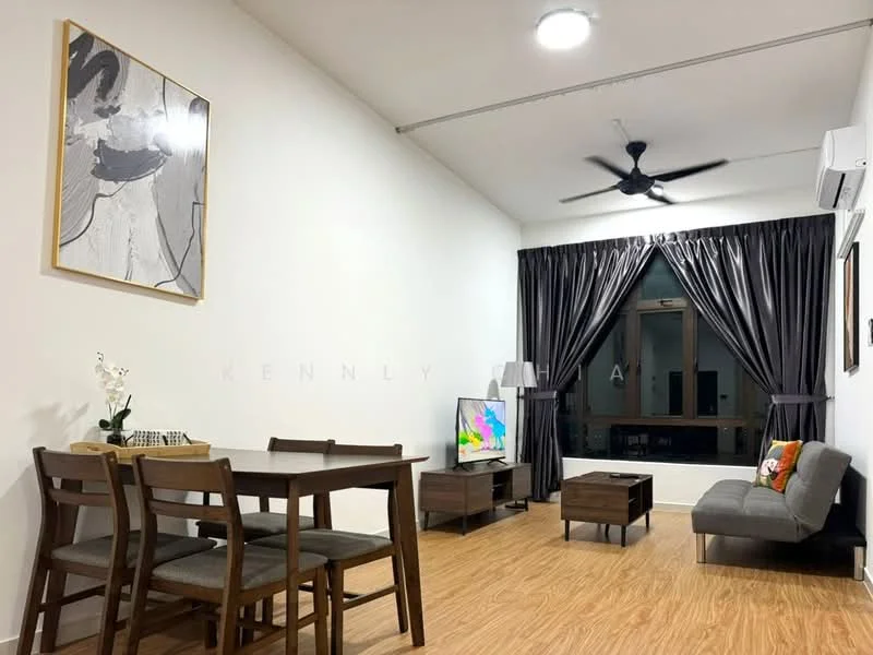 Living features: wooden flooring, white painted walls, 5-blade ceiling fan with light, floor-to-ceiling windows, blackout curtains, sofa in grey fabric, coffee table, TV console, wall-mounted TV, dining table with 4 chairs, framed artwork; style: modern.