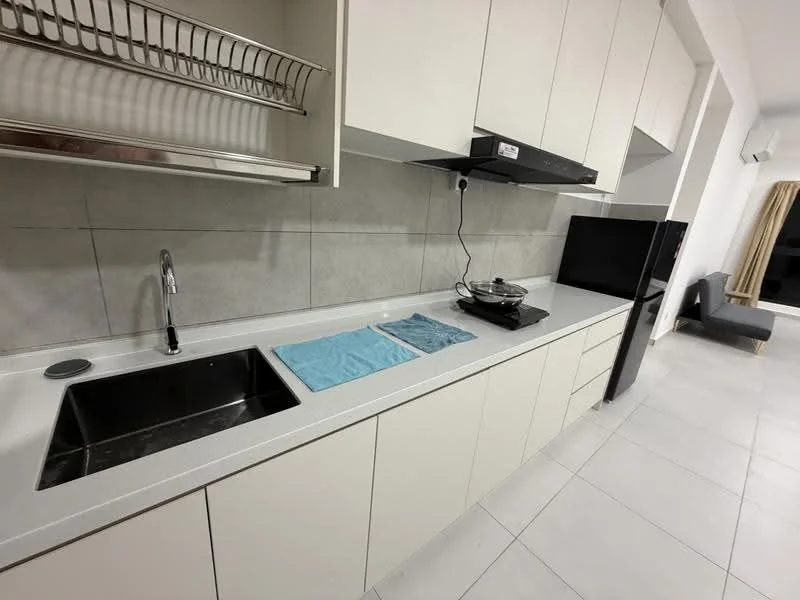 Kitchen features: single-bowl stainless-steel sink, chrome pull-down faucet, white laminate cabinetry, grey tiled backsplash, white quartz countertop, built-in stove, black range hood, stainless-steel refrigerator, open shelving above sink, grey floor tiles, wall-mounted air conditioning unit; style: modern.