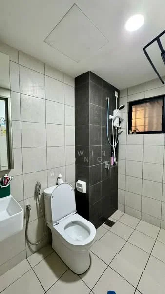 Bathroom features: white tiled walls, grey tiled accent wall, ceramic tile flooring, one-piece toilet, wall-mounted basin, chrome basin mixer, shower with handheld showerhead, glass shower partition, exhaust fan, recessed ceiling lights; style: modern.