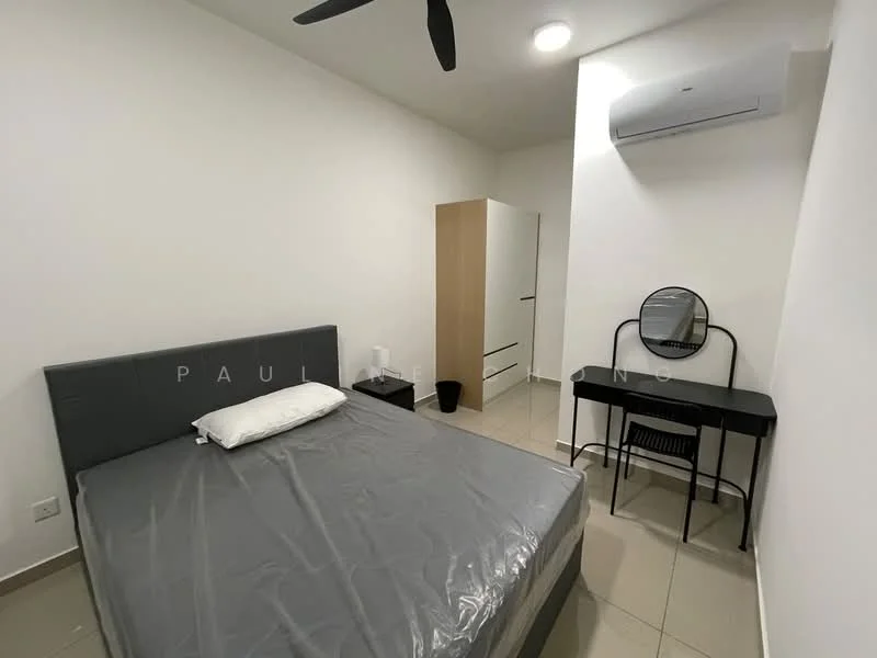 Bedroom features: queen-size bed with grey upholstered headboard, white bedding, 2 bedside tables, black table lamp, black desk with chair, round mirror, wall-mounted air conditioning unit, ceiling fan, light-colored walls, tile flooring; style: modern.