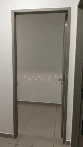 Room features: white painted walls, light grey door frame, glossy beige floor tiles.