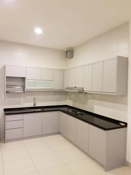 Kitchen features: grey flat-panel cabinets, black granite countertop, single-bowl stainless-steel sink, chrome pull-down faucet, built-in gas hob, built-in range hood, white tiled walls, ceramic tile flooring, under-cabinet lighting; style: modern.