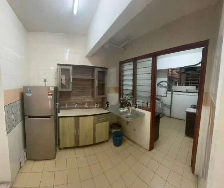 Kitchen features: stainless-steel fridge, wood cabinetry with laminate finish, single-bowl stainless-steel sink, chrome pull-down faucet, countertop with tiled backsplash, ceramic tile flooring, window with security grille, open layout to utility area; style: modern. Utility features: washing machine, additional countertop, storage shelves, ceramic tile flooring.
