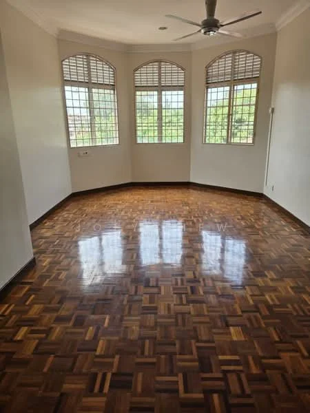 Room features: wooden flooring, ceiling fan, arched windows, window treatments, neutral painted walls, high ceiling, corner room, natural light; style: traditional; view: garden.