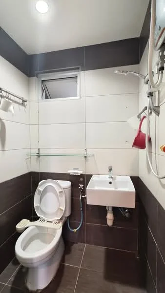 Bathroom features: white wall tiles, dark brown wall tiles, glass shelf, white wall-mounted sink, chrome faucet, one-piece toilet, showerhead, window for ventilation, tile flooring, towel rack; style: modern.
