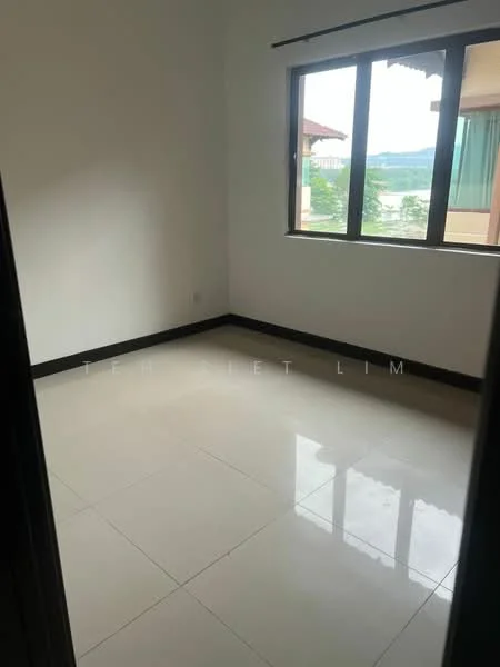 Desa Idaman Residences, Taman Puchong Prima, Puchong — view 2 of 5 in Taman Puchong Prima — for Rent