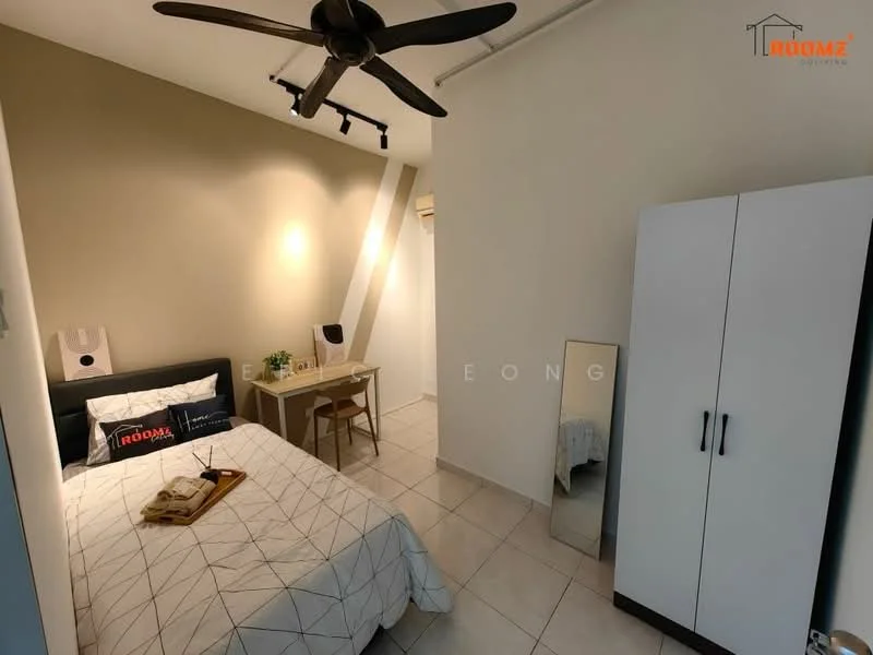 Bedroom features: queen-size bed with white bedding, black upholstered headboard, 2 bedside lamps, study desk with chair, mirror, white wardrobe, ceiling fan, tile flooring, painted walls in light beige, recessed lighting; style: modern.