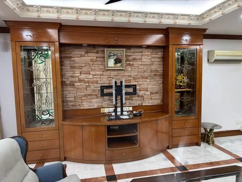 Living features: wooden cabinetry, stone feature wall, built-in TV console, glass display cabinets, marble flooring, crown moulding, recessed ceiling lights, air conditioning unit; style: traditional.
