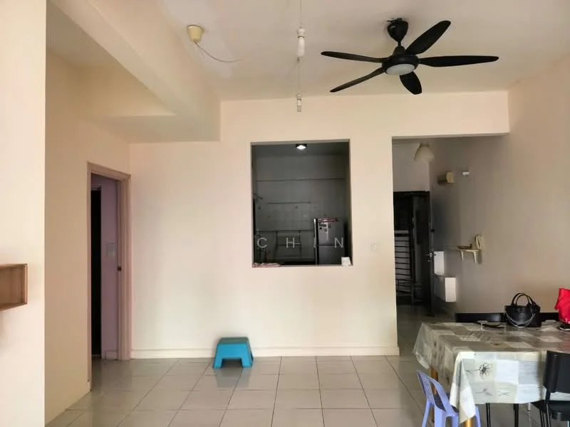 Living features: white painted walls, tile flooring, 5-blade ceiling fan, recessed downlights, open layout, dining table, blue stool, kitchen opening, wall-mounted shelving, kitchenette area; style: modern.