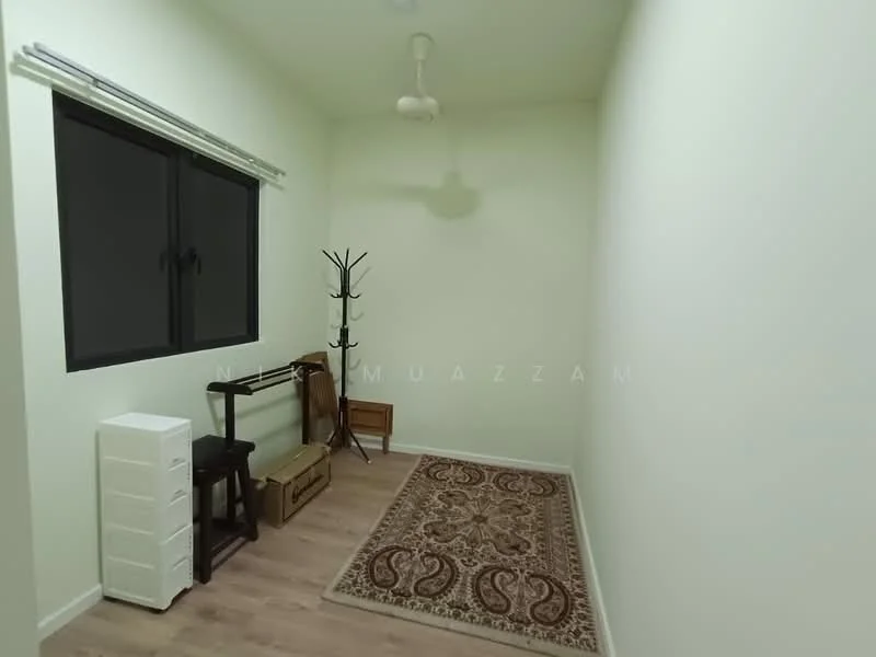 Room features: light green painted walls, laminate flooring, ceiling fan, black framed windows, area rug with intricate pattern, white storage cabinet, wooden chair, coat rack, wooden bench; style: modern.