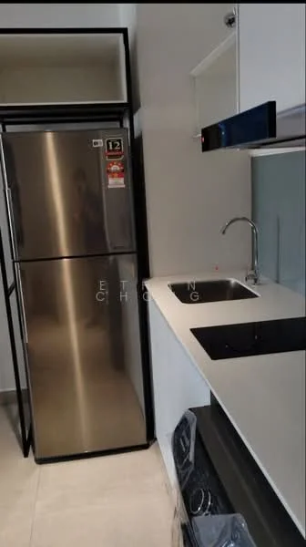 Kitchen features: stainless-steel fridge, single-bowl stainless-steel sink, chrome pull-down faucet, white laminate countertop, black induction cooktop, built-in oven, white cabinetry, tile backsplash, grey tile flooring, recessed downlights; style: modern.