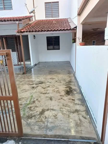 Exterior type: linked terrace house; features: red tiled roof, white painted facade, concrete flooring, fenced entrance gate, outdoor space, windows with grilles, paved walkway, small garden area; style: modern.