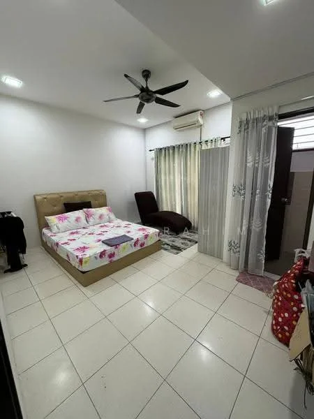 Bedroom features: queen-size bed with floral bedding, upholstered headboard, 2 bedside tables, ceiling fan, wall-mounted air conditioning unit, floor-to-ceiling window with sheer curtains, tile flooring, decorative wall with curtain, built-in wardrobe, area rug; style: modern.