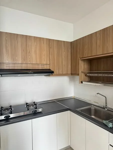 Kitchen features: wooden cabinetry, white lower cabinets, grey countertop, stainless-steel sink, chrome faucet, built-in gas hob with two burners, exhaust hood, open shelving, white tiled backsplash; style: modern.