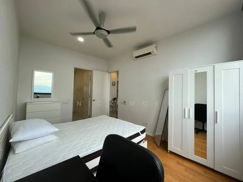 Bedroom features: queen-size bed, white mattress, 5-blade ceiling fan, wall-mounted air conditioning unit, white wardrobe with sliding doors, black study desk, mirror, wooden flooring, white painted walls, window with view; style: modern; view: city.