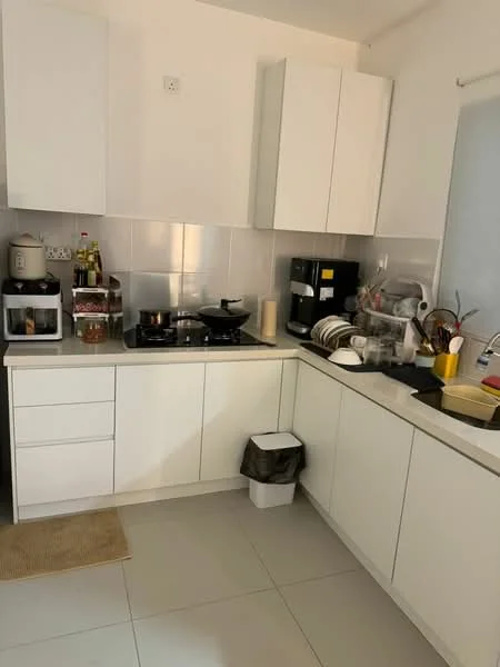 Kitchen features: white flat-panel cabinets, grey countertop, stainless-steel gas hob, built-in microwave, coffee machine, kitchen sink, white ceramic dishes, black trash bin, beige mat, tile backsplash, refrigerator, cooking utensils; style: modern.