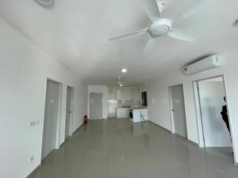 Living features: white painted walls, polished ceramic tile flooring, 5-blade ceiling fan, wall-mounted split AC, recessed downlights, open layout, multiple doorways, large windows, fire extinguisher, laundry area with washing machine; style: modern.