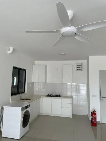Kitchen features: white cabinetry, white countertop, stainless-steel sink, chrome pull-down faucet, 4-burner gas hob, built-in oven, washing machine, recessed downlights, 5-blade ceiling fan, white tiled backsplash, grey tile flooring, fire extinguisher; style: modern.