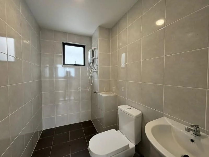 Bathroom features: white tiled walls, dark ceramic tile flooring, one-piece toilet, sink with faucet, shower with wall-mounted showerhead, small window, mirror, light fixtures; style: modern.