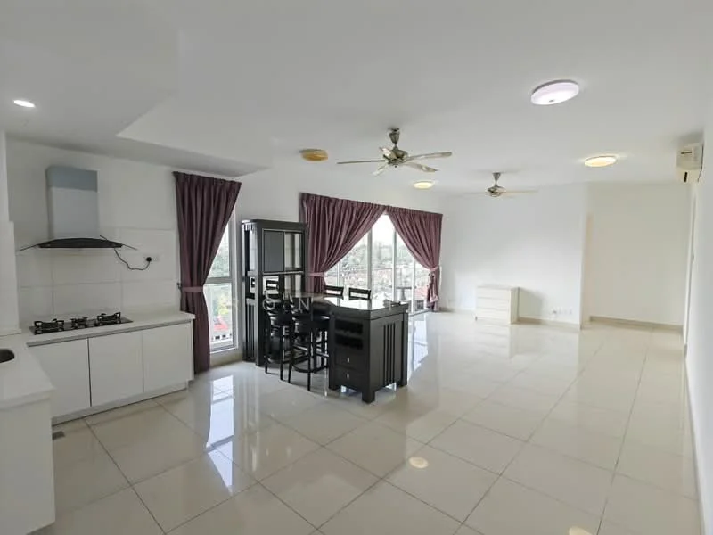Living features: white cabinets, black dining table with chairs, 3-blade ceiling fans, recessed downlights, large windows with sheer curtains, white tiled flooring, kitchenette with gas hob, exhaust hood, open layout, natural light from windows; style: modern; view: city.