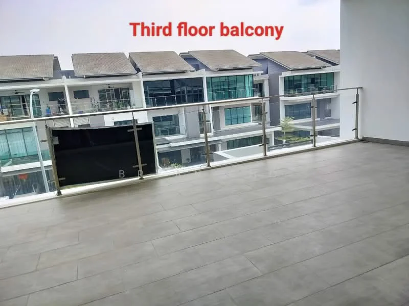 Balcony features: spacious balcony, glass railing, grey tiled flooring, overlooking residential buildings, third floor location; style: modern; view: residential.