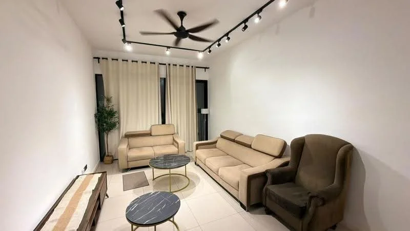 Living features: beige fabric 3-seater sofa, beige fabric 2-seater sofa, brown upholstered armchair, round coffee table with marble top, round coffee table with gold base, white painted walls, recessed LED downlights, 5-blade ceiling fan, floor-to-ceiling windows with sheer curtains, tile flooring; style: modern.