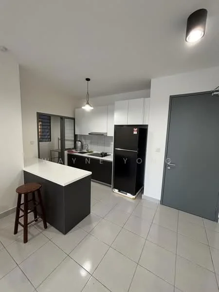 Kitchen features: white shaker cabinets, black countertop, stainless-steel sink, chrome pull-down faucet, built-in oven, 4-burner gas hob, stainless-steel side-by-side fridge, pendant light, tile flooring, grey walls, open shelving, bar stool, wall-mounted cabinets; style: modern.