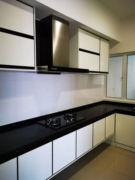 Kitchen features: black granite countertop, white cabinetry with flat-panel design, stainless-steel range hood, built-in gas hob with two burners, white tiled backsplash, single-bowl stainless-steel sink, window for natural light, ceramic tile flooring; style: modern.