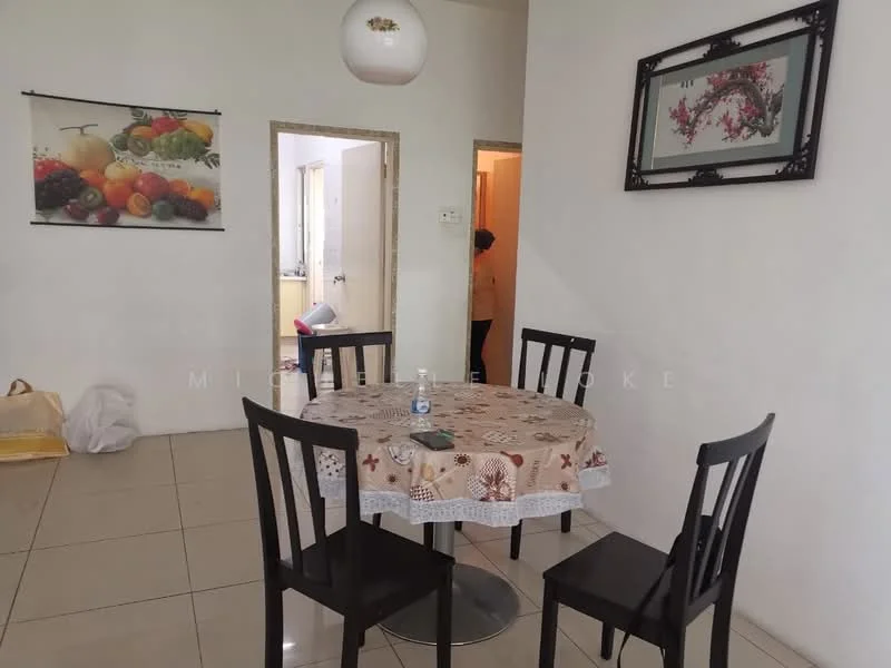 East Lake Residence, Taman Serdang Perdana, Seri Kembangan — view 2 of 5 in East Lake Residence — for Rent