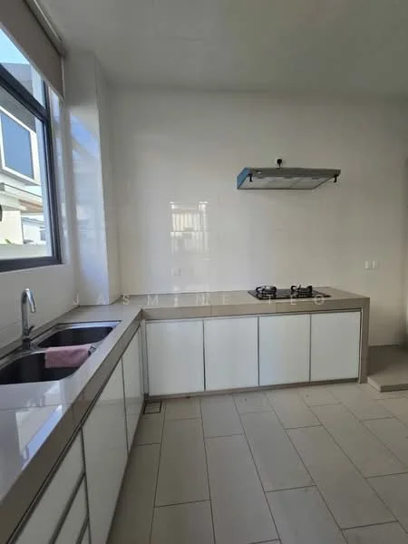Kitchen features: white cabinetry, grey countertop, double-bowl stainless-steel sink, chrome pull-down faucet, built-in gas hob, exhaust hood, tile flooring, large window, wall-mounted cabinets; style: modern.