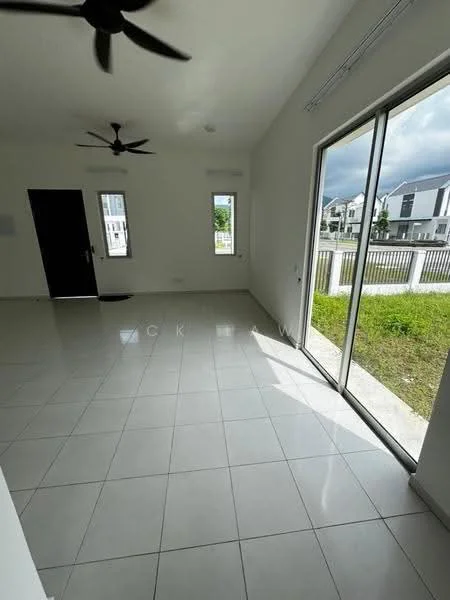 Living features: white painted walls, glossy ceramic tile flooring, 2 ceiling fans, floor-to-ceiling sliding glass door, 2 casement windows, natural light from windows, view of exterior grass area, minimalist decor; style: modern; view: garden.