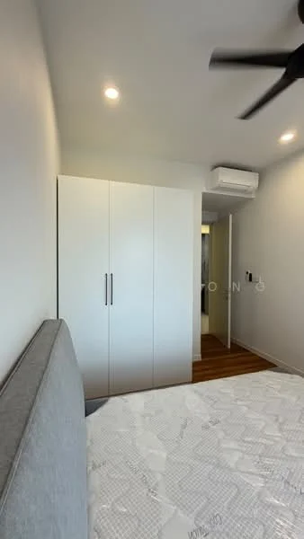 Bedroom features: queen-size bed, upholstered headboard, white built-in wardrobe with two doors, wooden flooring, recessed downlights, wall-mounted split AC, neutral wall color, ceiling fan; style: modern.